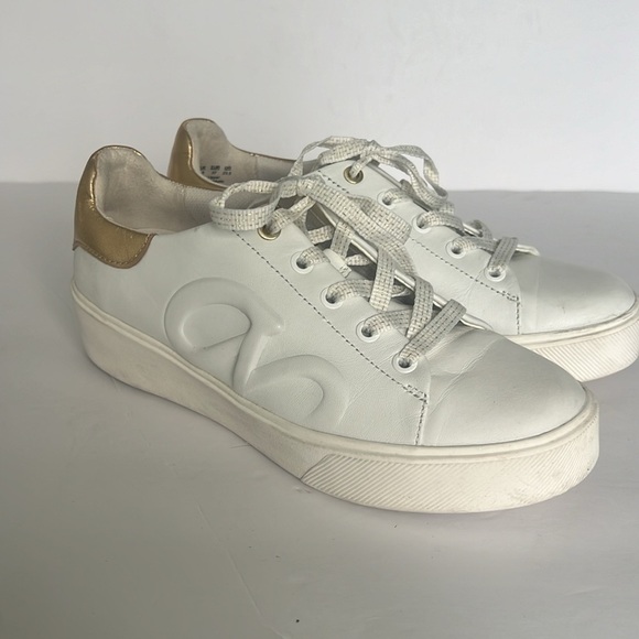 Naturalizer MORRISON LOGO SNEAKER Size 7W ♣️ - Picture 3 of 9